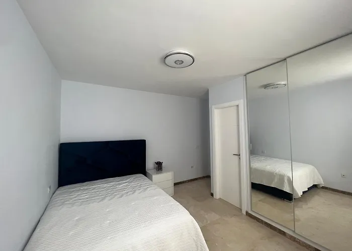 In 4bedroom Penthouse With Private Bath Bed & Breakfast Puerto de Santiago (Tenerife)