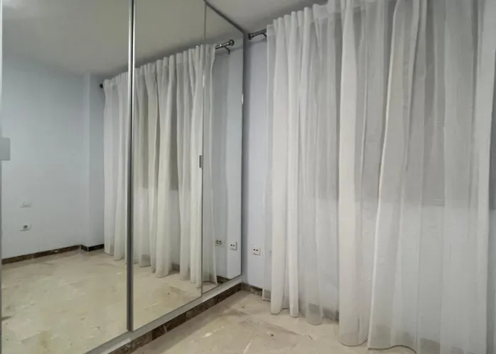 In 4bedroom Penthouse With Private Bath Frühstückspension *